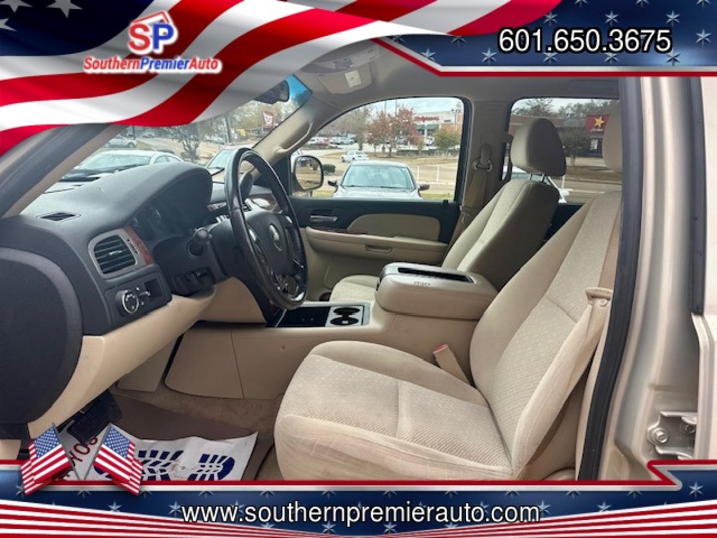 2008 TAN CHEVROLET SUBURBAN BASE; LT LS (3GNFC16038G) with an 5.3L V8 OHV 16V FFV engine, 4-Speed Automatic transmission, located at 922 W. Beacon St., Philadelphia, MS, 39350, (601) 650-3675, 32.770447, -89.127151 - Title: 2008 Chevrolet Suburban LS 1500 Year: 2008 Make: Chevrolet Model: Suburban Engine: 5.3L V8 OHV 16V FFV Body: SPORT UTILITY 4-DR Transmission: 4-Speed Automatic Overdrive Drive Type: RWD Mpg City: 15 Mpg: 21 Trim: LS 1500 - Photo#9